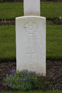 Harrogate (Stonefall) Cemetery - Barker, Lloyd Roger